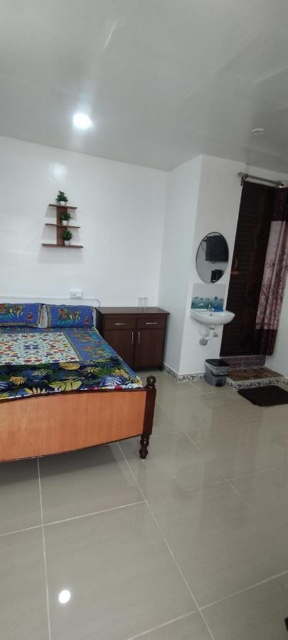 Pūrnānkuppam Kavieya Residency酒店 外观 照片
